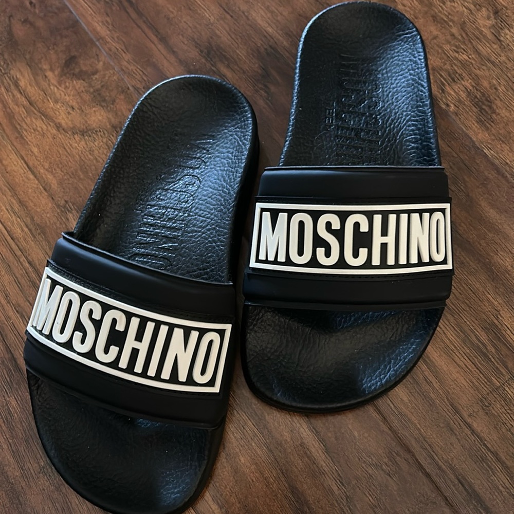 Moschino black slides